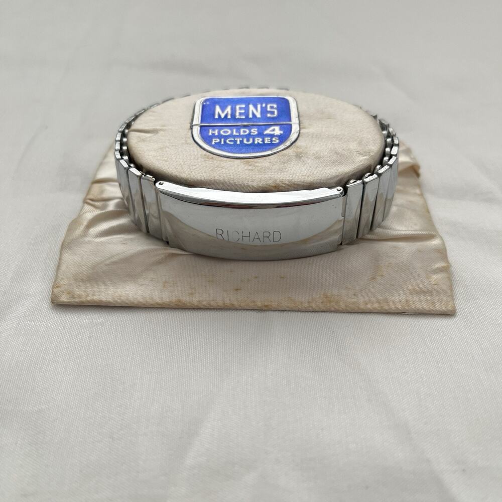 Stretch bangle Bracelet for men, Photograph Holder, British, engraved "Richard"